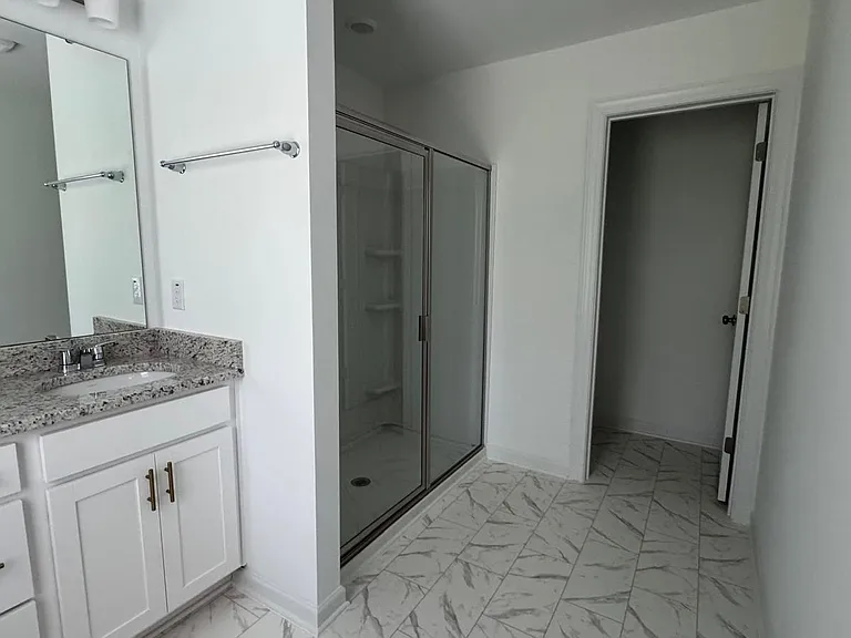 8815 Malmesbury Ln — Photo 27