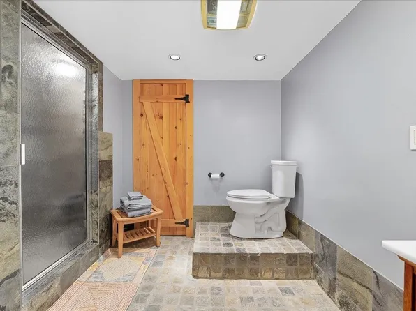 56-58 Bonn Place image 24 of 29