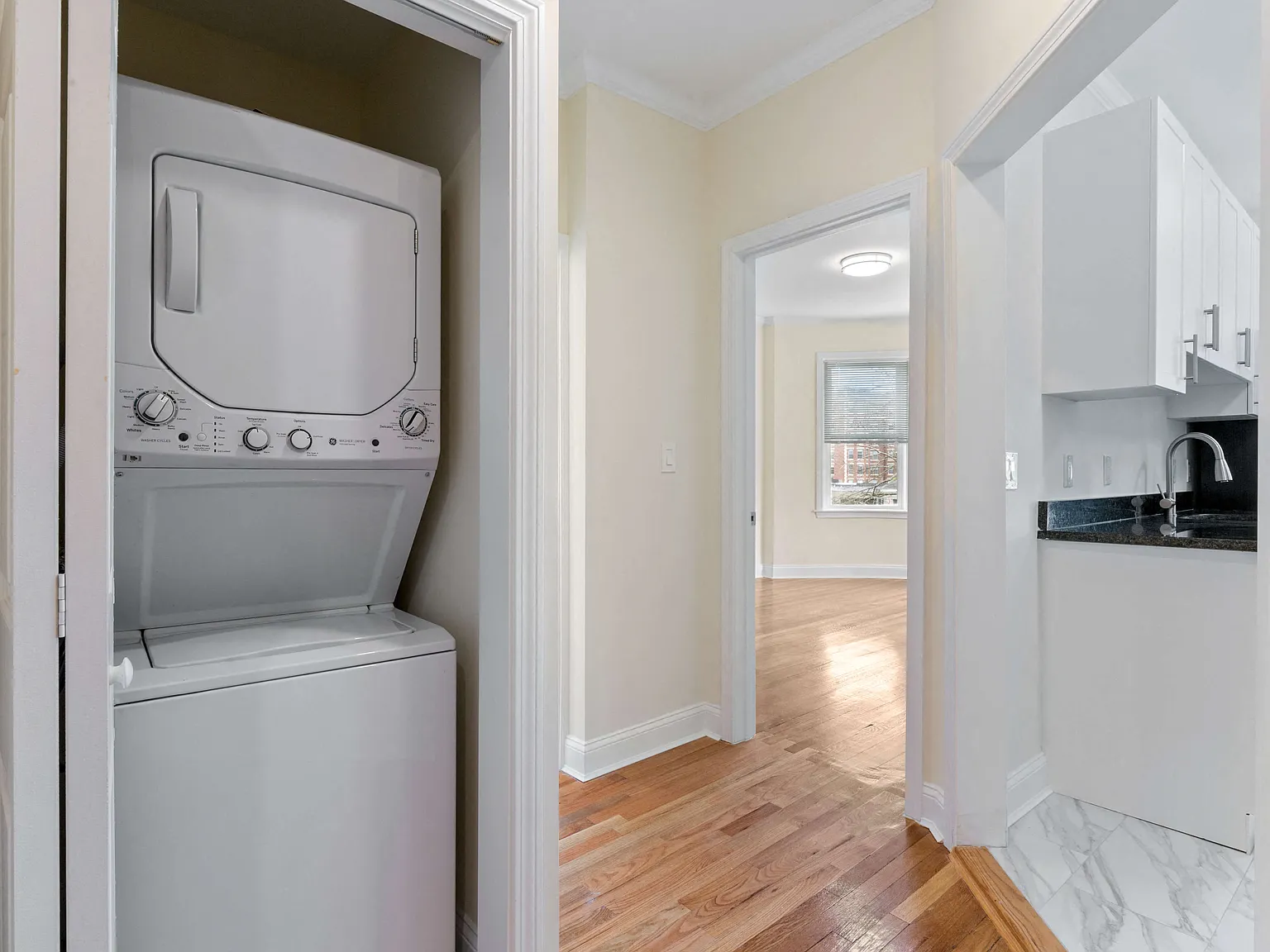 Green Street Apartments — Photo 2