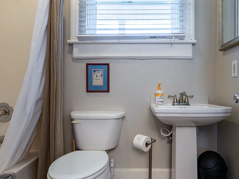 720 Market St — Photo 15