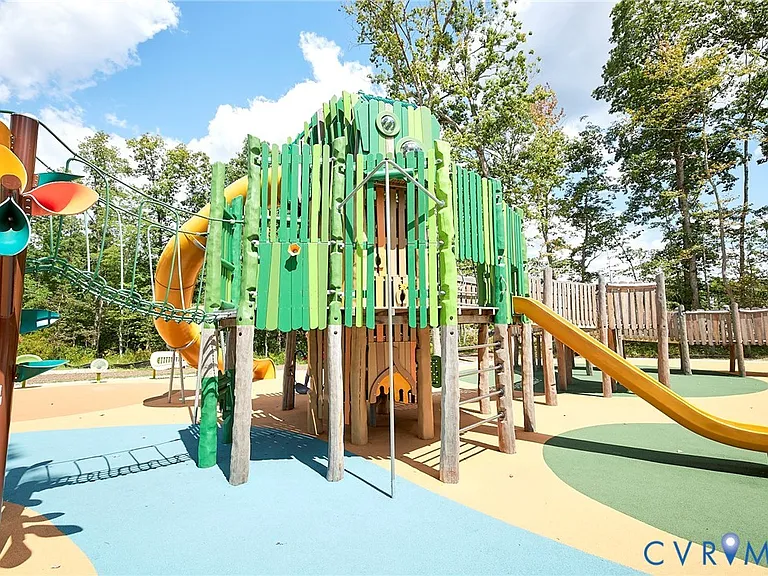 214 Greenpark Rd — Photo 39