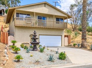 16460 Lash Ave, Lake Elsinore, CA 92530