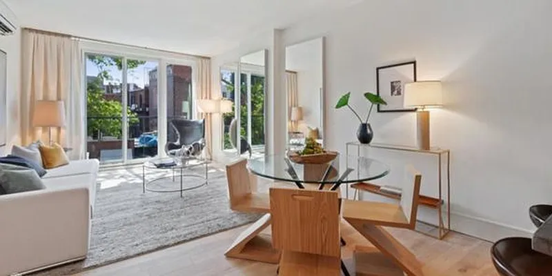 Rented by Compass | media 9