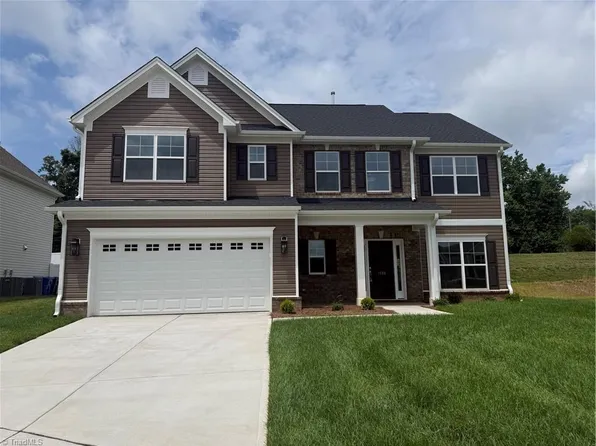 1586 Dappledown St, Kernersville, NC 27284