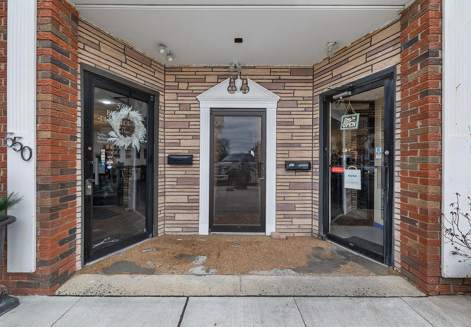 1 bed, 680 sqft, $2,200 — Photo 2