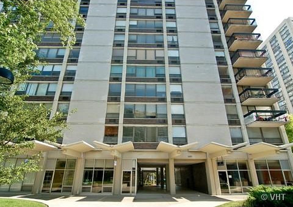 1st image of 1460 N Sandburg Ter APT 1901A