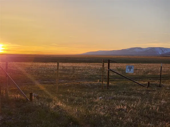 Nhn Red Hill Rd, Ryegate, MT 59074