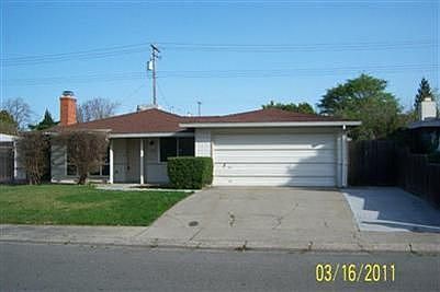 1st image of 2429 Fernandez Dr