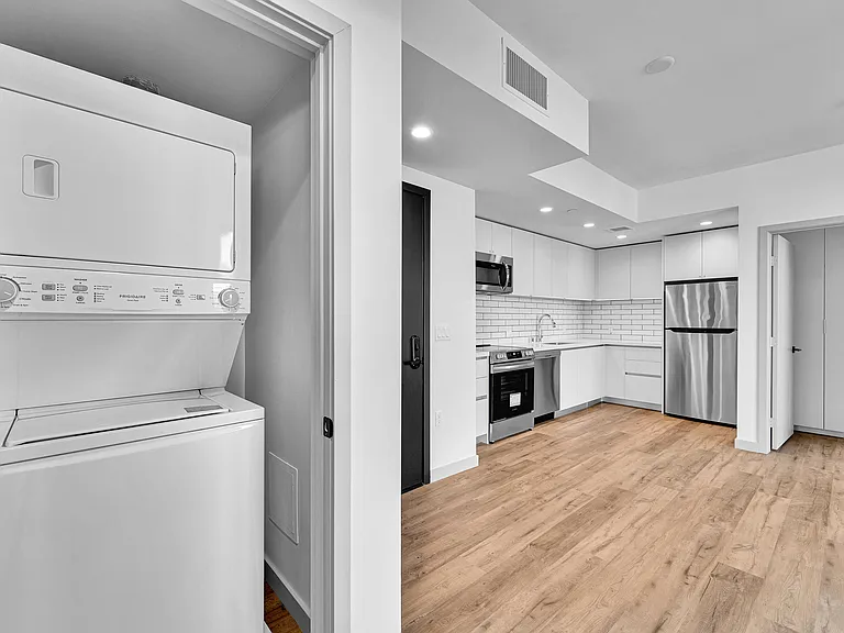 1240 Magnolia Ave #201 — Photo 8