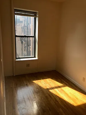 Rented by Mdays Realty | media 21