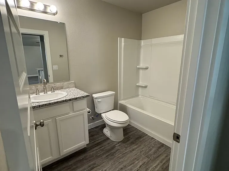 3208 Corpus Ave — Photo 8