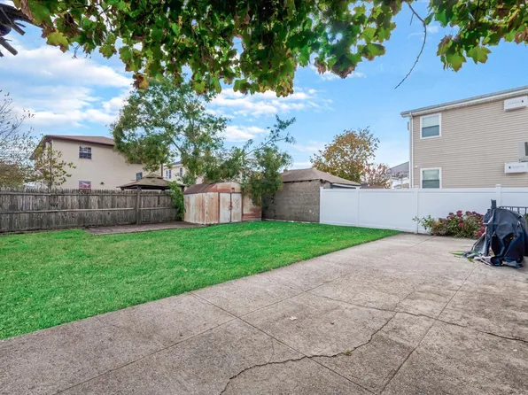 160-18 128th Avenue image 4 of 6