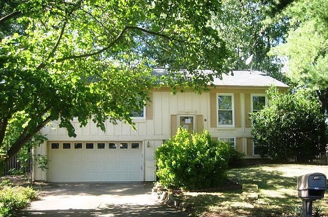 1st image of 1240 Sunset Ct