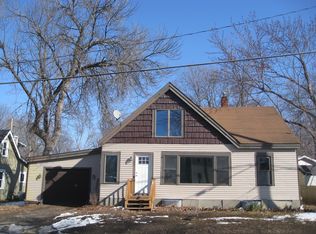 2308 Shadywood Rd, Wayzata, MN 55391