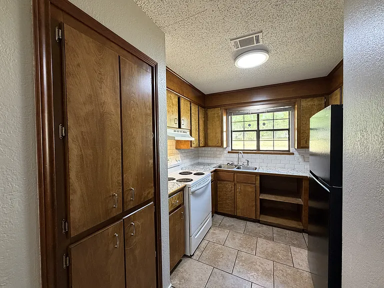 1105 Carroll Ave #B — Photo 7