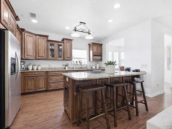 5th image of 5089 Sanborn Dr