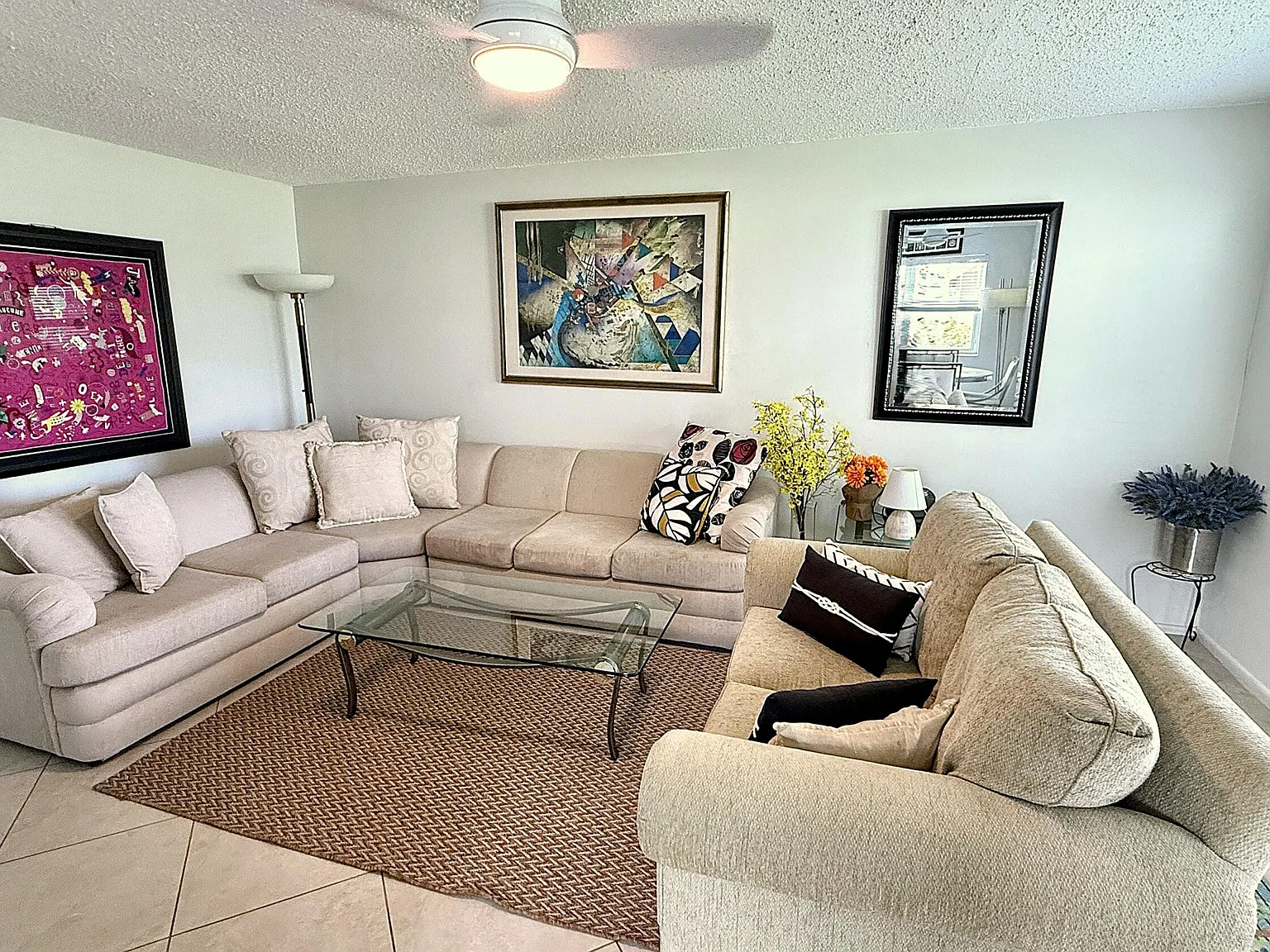 2 bed, 1.5 bath, 820 sqft, $1,690 — Photo 1