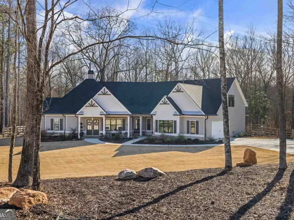 230 Windchime Way, Tyrone, GA 30290