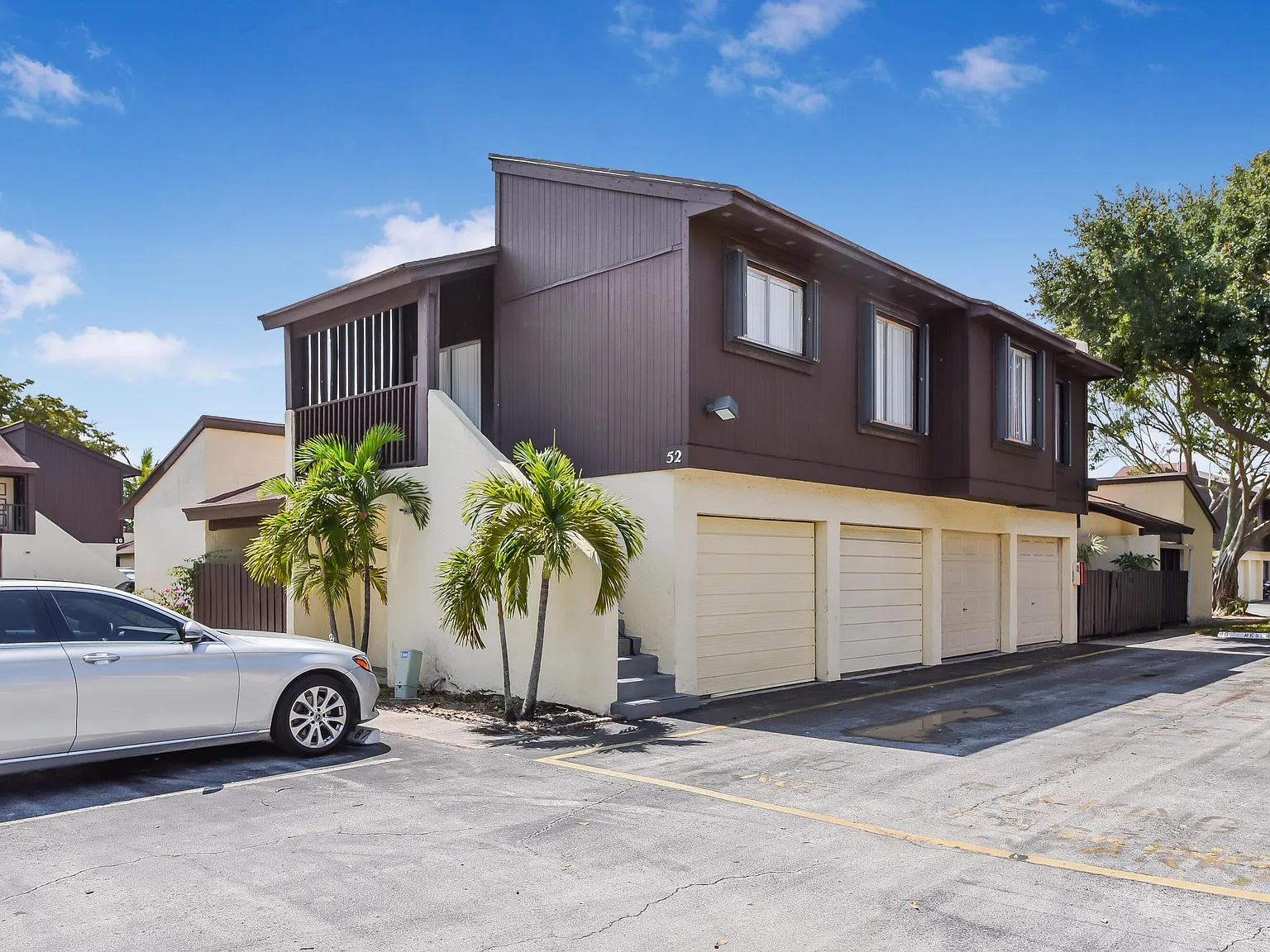 2 bed, 1.0 bath, 858 sqft, $2,000 — Photo 4