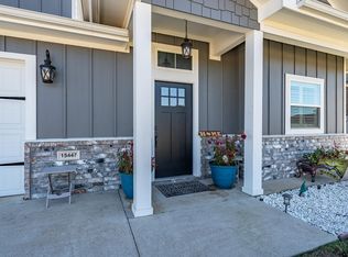 15447 Anna Ln, Lindale, TX 75771