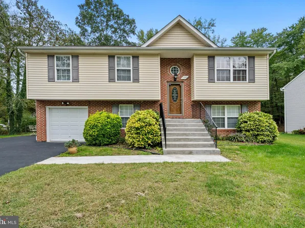 1100 Pine Ln, Accokeek, MD 20607