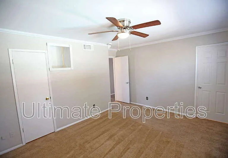 3144 W Charleston Ave — Photo 11