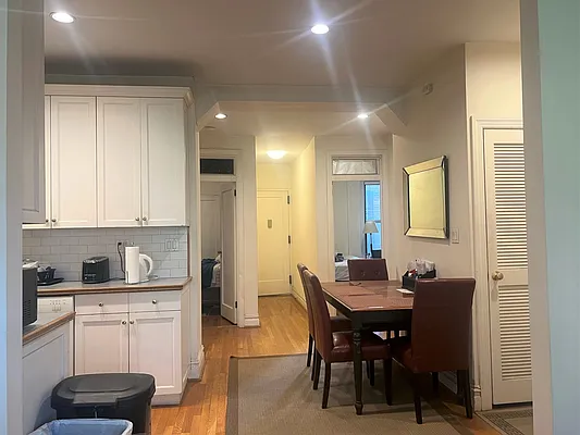 Rented by Oxford Property Group | media 7