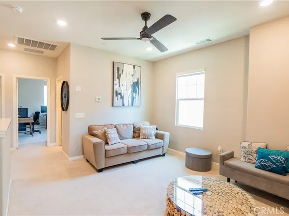 22740 Harmony Dr, Santa Clarita, CA 91350