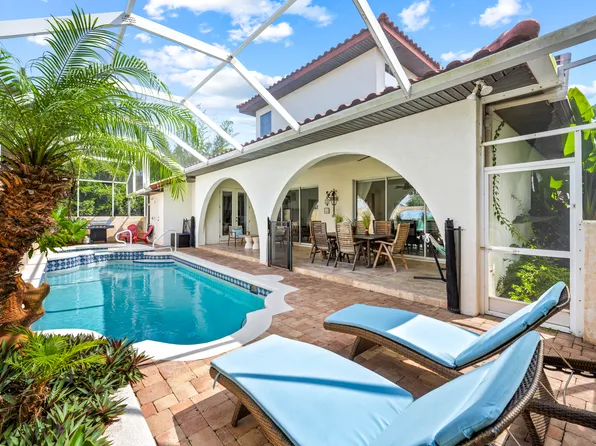 17 Mahoe Dr N, Palm Coast, FL 32137