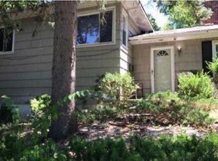 54 Ridge Dr E, Roslyn, NY 11576