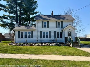 215 N Cottage St, Potterville, MI