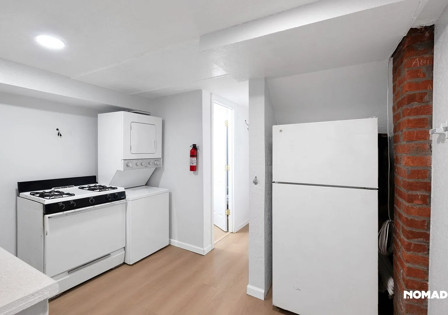 Updated Basement Apartment in College Park — Photo 3