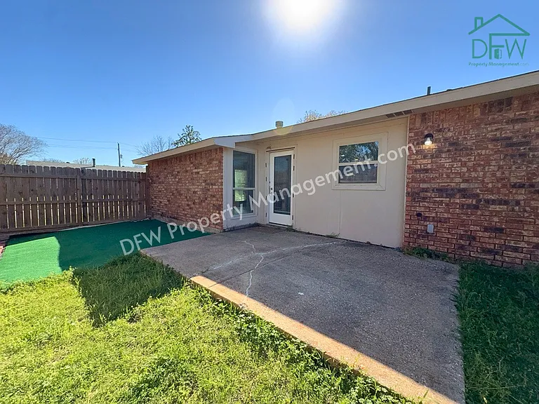 8917 Vernon Dr — Photo 20