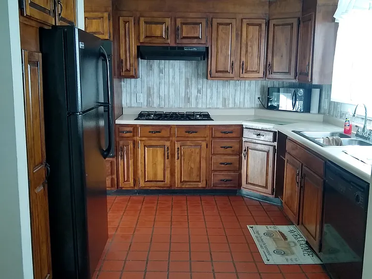 287 Sandusky St — Photo 17
