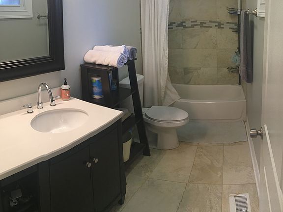 5th image of 1831 N Kimball Ave APT 2F
