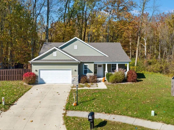 132 Poplar St, Warsaw, IN 46582
