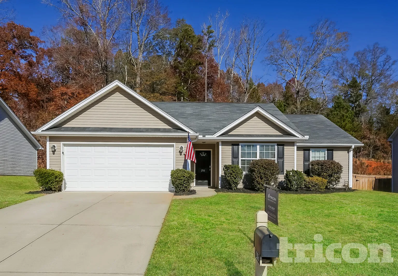 216 Fledgling Way Easley SC — Photo 1