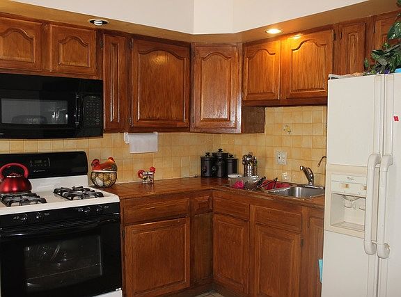 3rd image of 3439 N Lavergne Ave