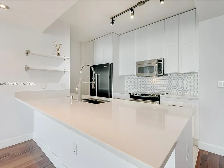 951 Brickell Ave #3607 — Photo 2
