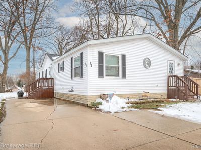 11 Crane Lake Dr, Linden, MI, 48451