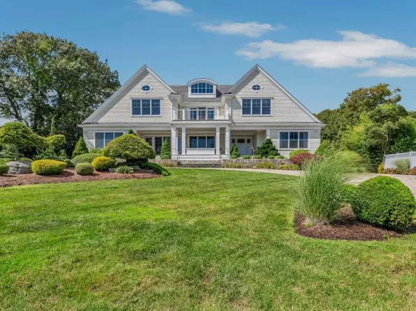 53 Triton Way, Mashpee, MA 02649