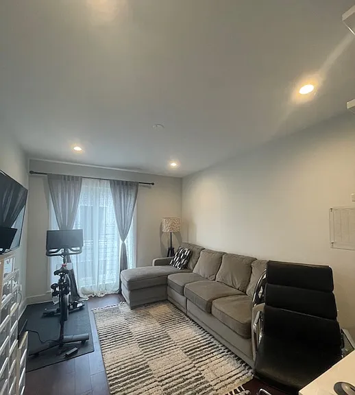 Guest room / office