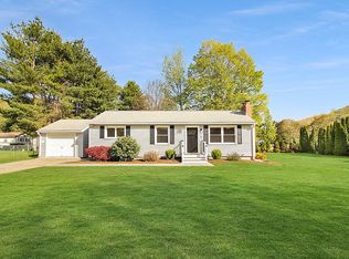 4 Hawkstone Ter, Oxford, CT 06478