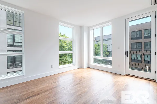 Rented by EXR | media 1