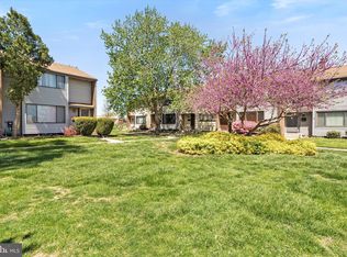 566 Fairfield Rd, East Windsor, NJ 08520