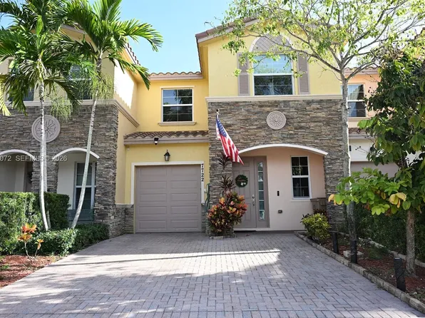 7722 SW 52nd Pl, Fort Lauderdale, FL 33328