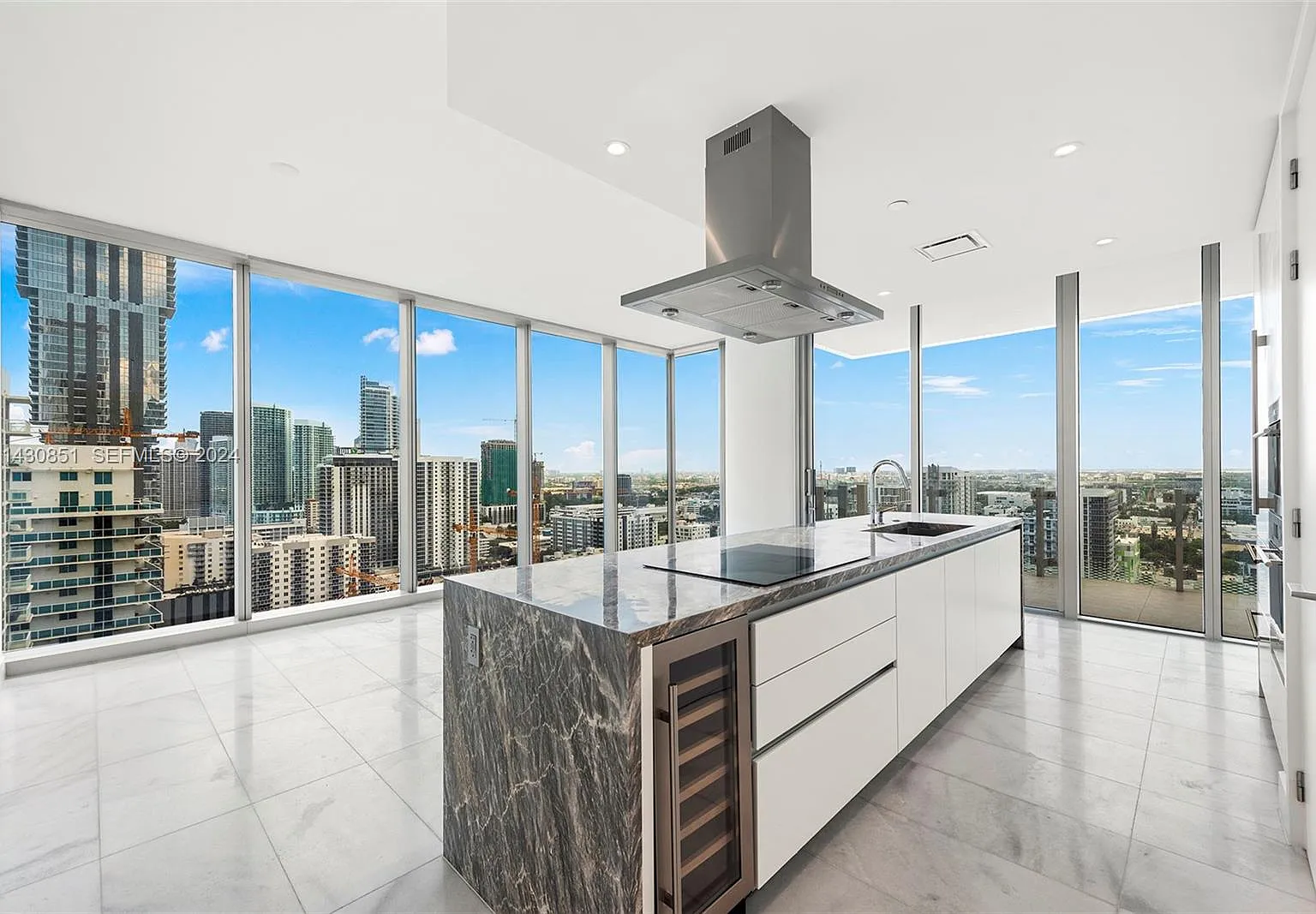 2 bed, 1080 sqft, $8,500 — Photo 1