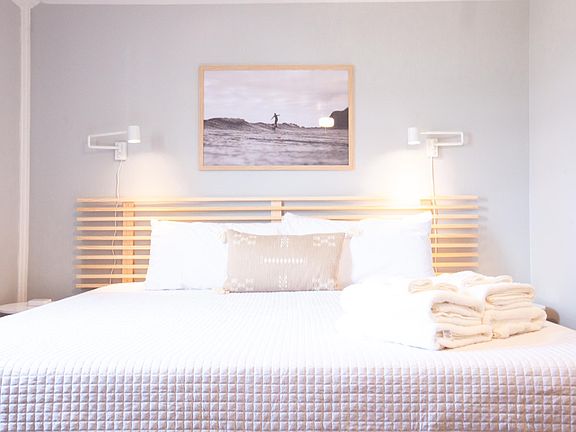 Master bedroom with king sized, highly rated 12" Zinus memory foam mattress