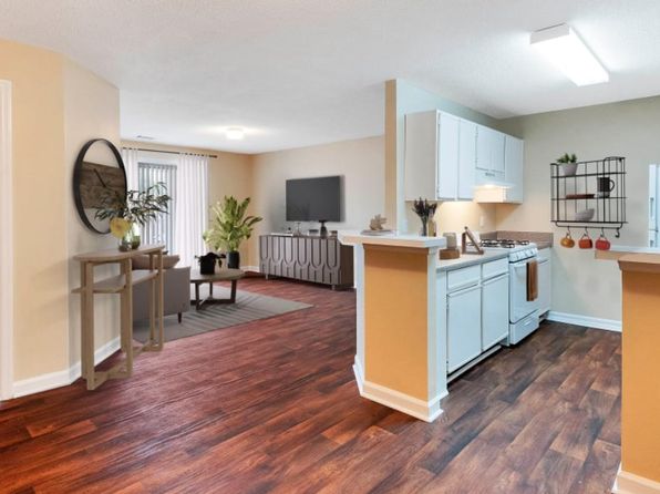 1252 Cloud Springs Ln #204