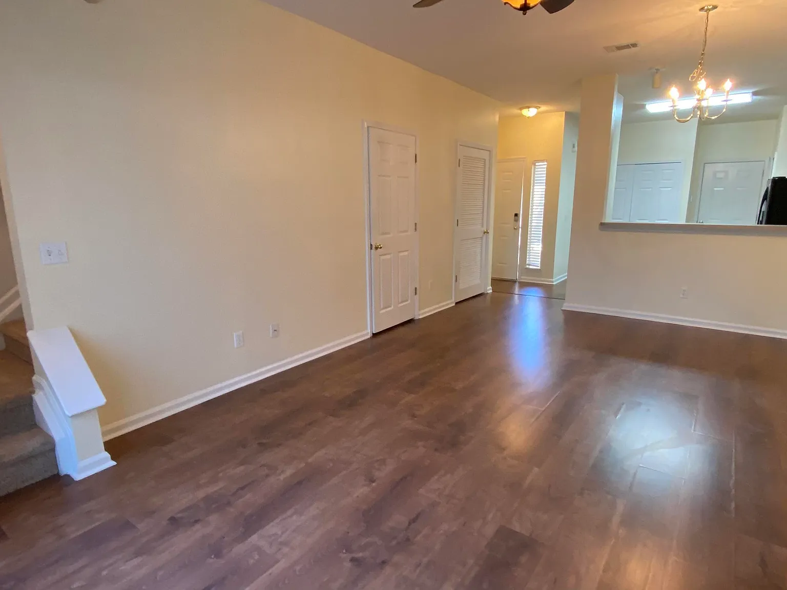 2 bed, 2.5 bath, 1222 sqft, $1,695 — Photo 4
